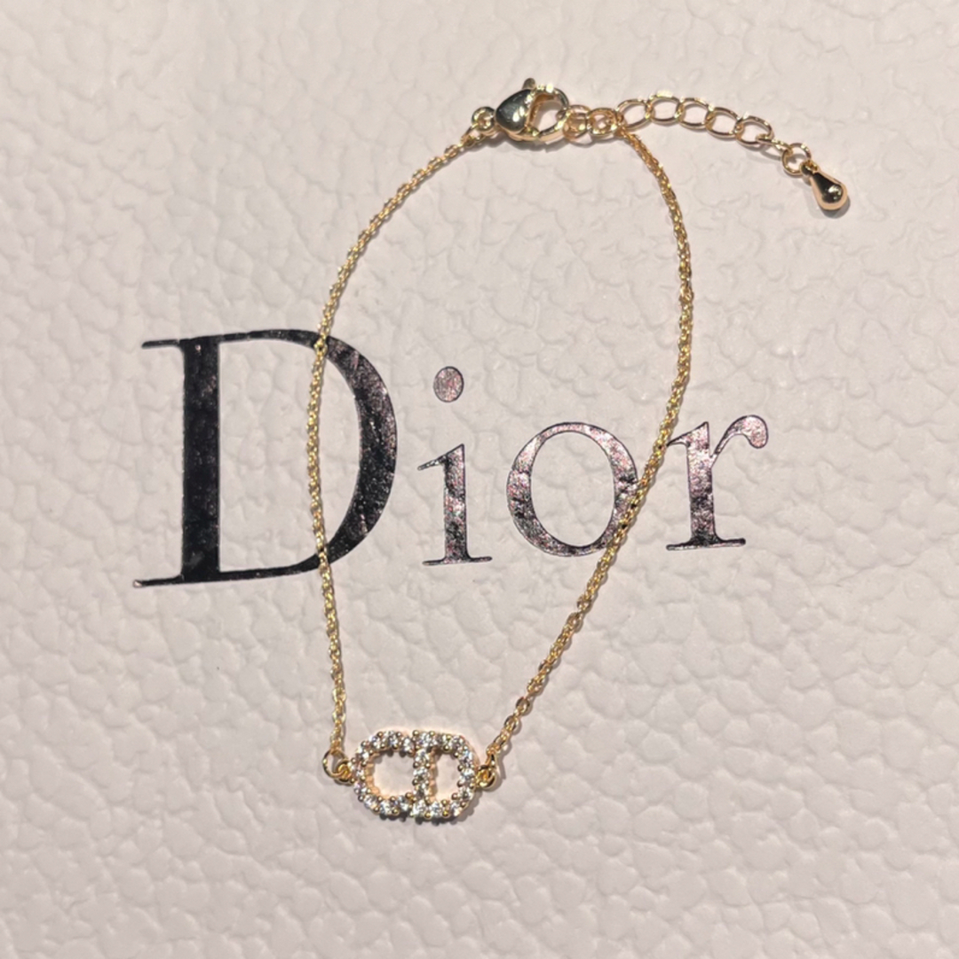 Christian Dior(クリスチャンディオール)の訳あり　Christian Dior CDロゴブレスレット　ゴールド レディースのアクセサリー(ブレスレット/バングル)の商品写真