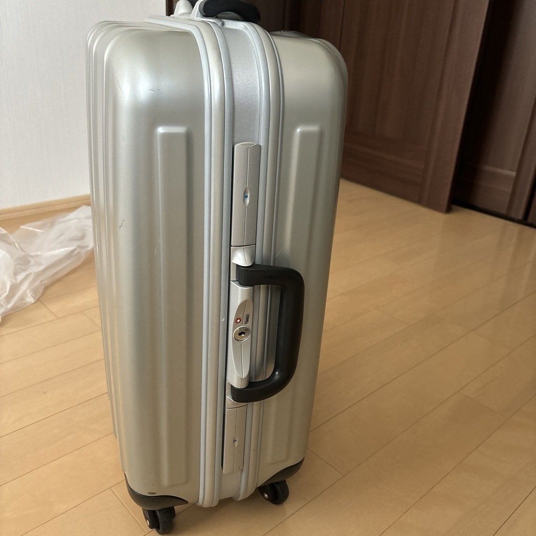 EMINENT☆キャリーケース／シルバー レディースのバッグ(スーツケース/キャリーバッグ)の商品写真