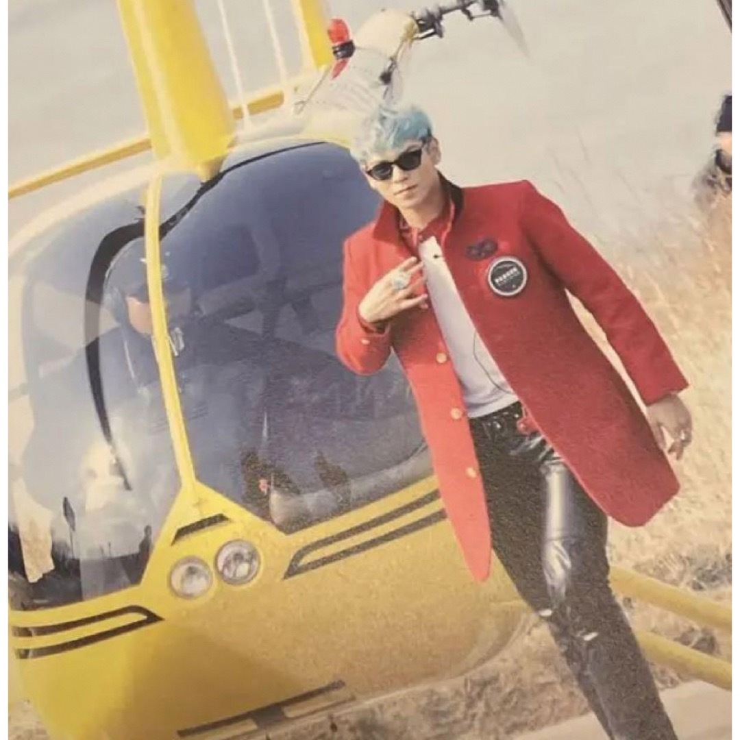 BIGBANG(ビッグバン)のBIGBANG T.O.P タプ　フォトブック　写真集　スタンド エンタメ/ホビーのタレントグッズ(ミュージシャン)の商品写真