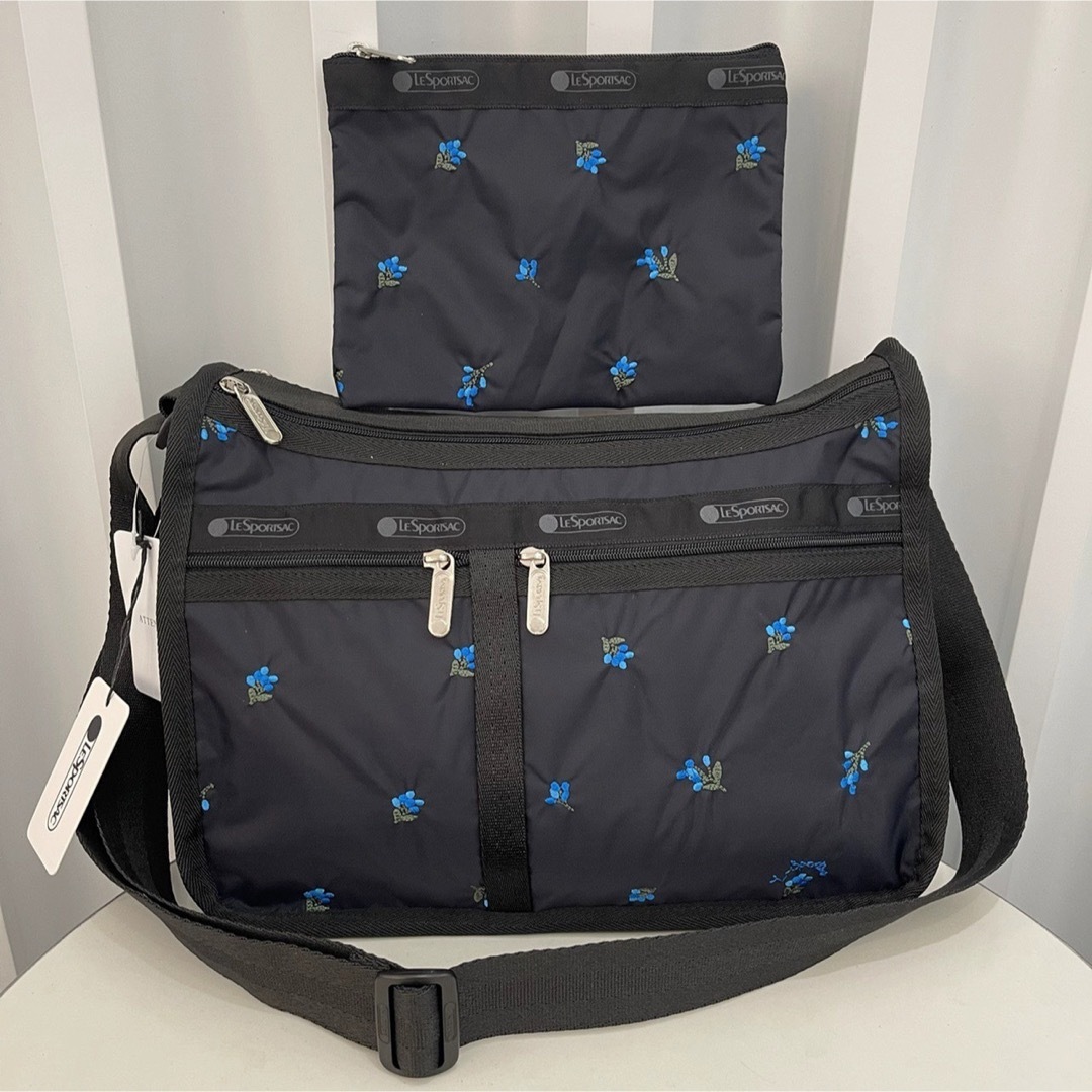 LeSportsac(レスポートサック)の【新品】レスポートサック  ベイベリーフィールド　ショルダーバッグ　ポーチ付き レディースのバッグ(ショルダーバッグ)の商品写真