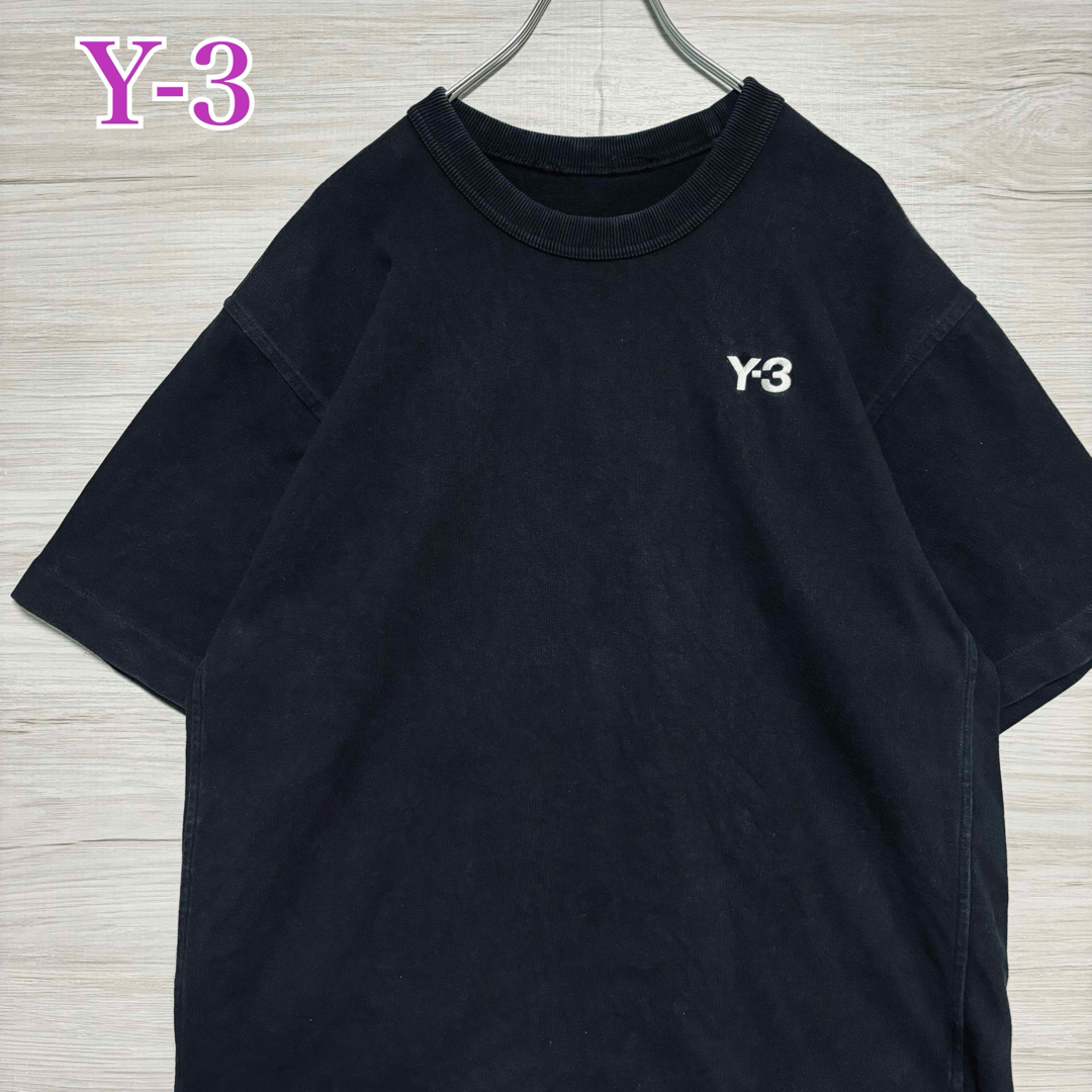 Y-3(ワイスリー)の【人気デザイン】Y-3 ワイスリー　ヨウジヤマモト　Tシャツ　ワンポイントロゴ メンズのトップス(Tシャツ/カットソー(半袖/袖なし))の商品写真