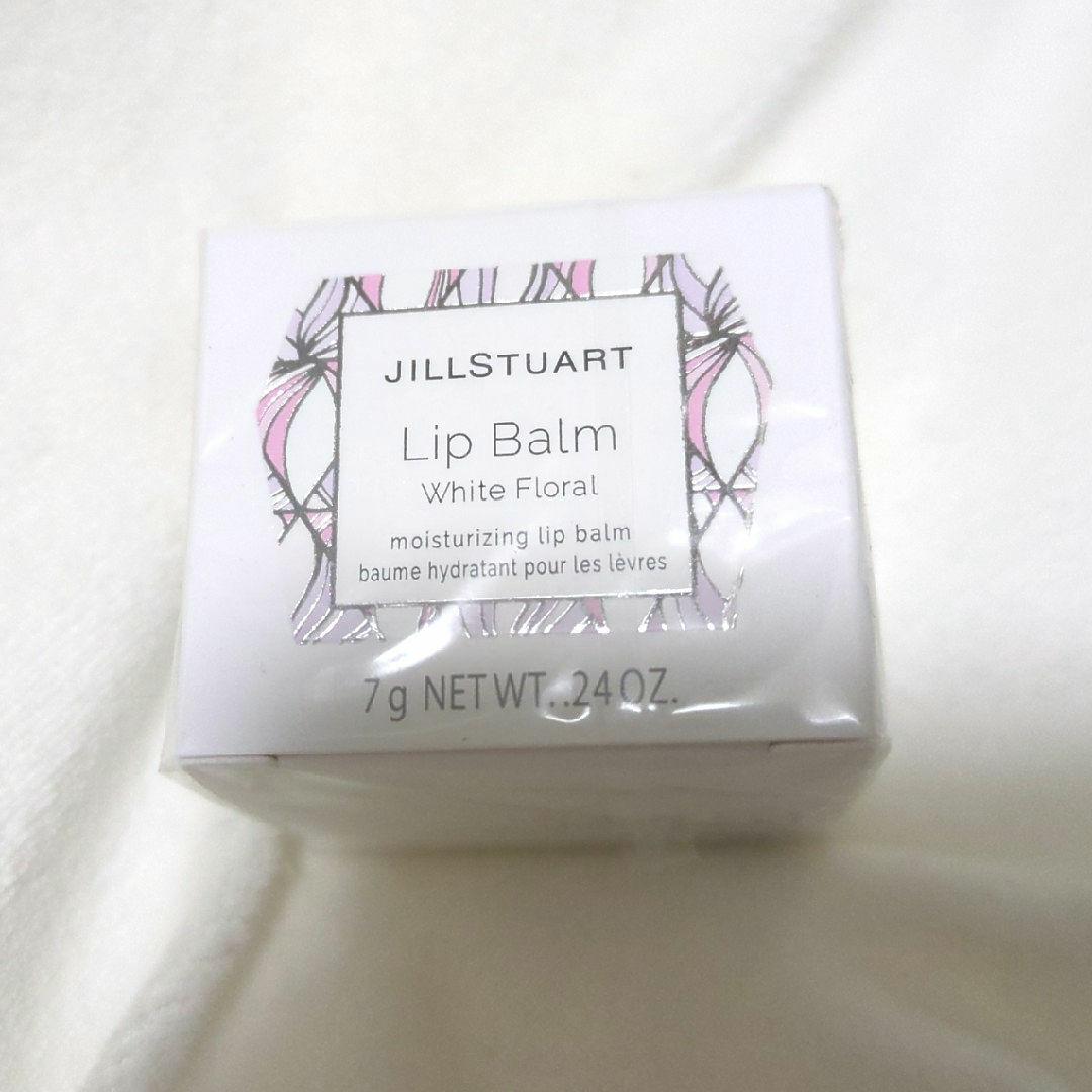 JILLSTUART(ジルスチュアート)のジルスチュアート JILLSTUART リップバーム ホワイトフローラル 7g コスメ/美容のスキンケア/基礎化粧品(リップケア/リップクリーム)の商品写真