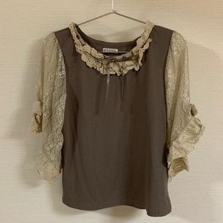 アクシーズファム(axes femme)の【匿名配送】アクシーズファム　トップス　レース袖　半袖　茶(カットソー(半袖/袖なし))