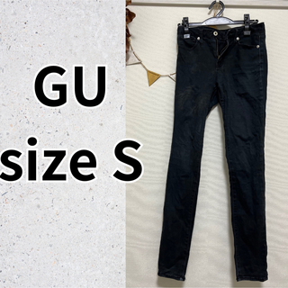 ジーユー(GU)のGU スキニーパンツ　ズボン　レディース　61サイズ　S 黒　ブラック　ジーユー(スキニーパンツ)