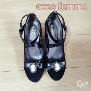 アクシーズファム(axes femme)のアクシーズファム カメオクロスベルトパンプス M 黒(ハイヒール/パンプス)