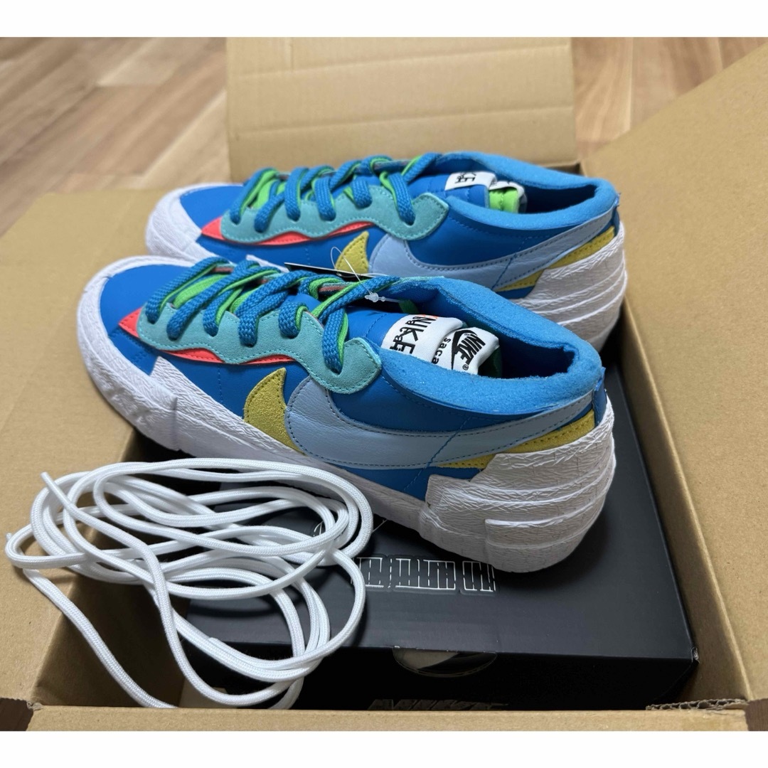sacai(サカイ)のKAWS × sacai × Nike Blazer Low 26.5cm メンズの靴/シューズ(スニーカー)の商品写真