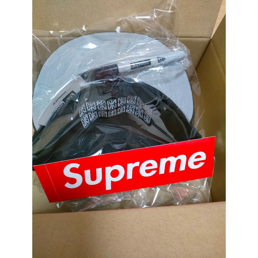 Supreme(シュプリーム)のSupreme Sharpie Box Logo New Era 7 3/4 メンズの帽子(キャップ)の商品写真