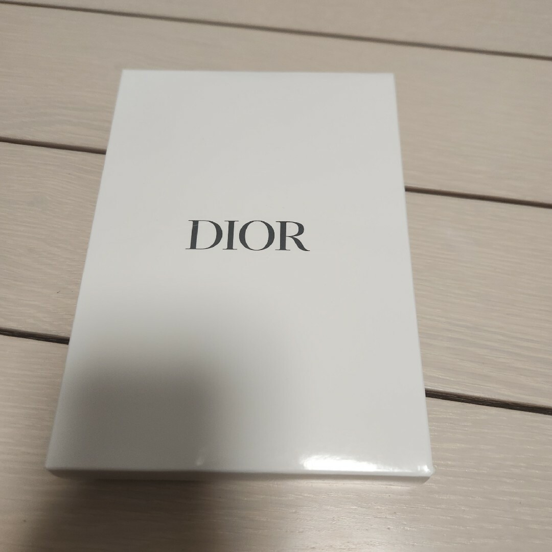 Dior(ディオール)のDior ノベルティ ノート インテリア/住まい/日用品の文房具(ノート/メモ帳/ふせん)の商品写真