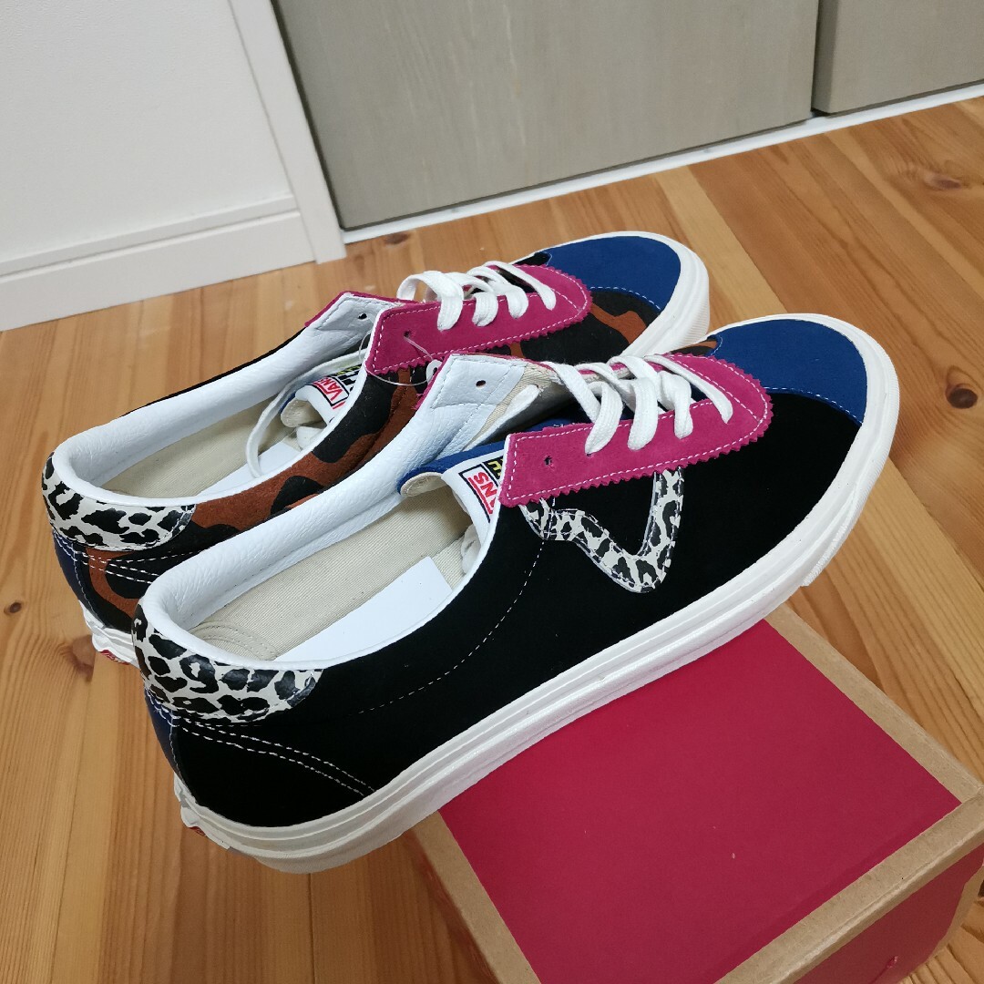 VANS(ヴァンズ)の【早い者勝ち値引き新品未使用】VANS Style 73 Dx クレイジー29 メンズの靴/シューズ(スニーカー)の商品写真