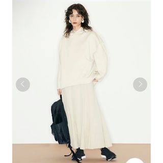 emmi atelier - emmi atelier エミ　ダンボールフーディTOPSワンピースのみ