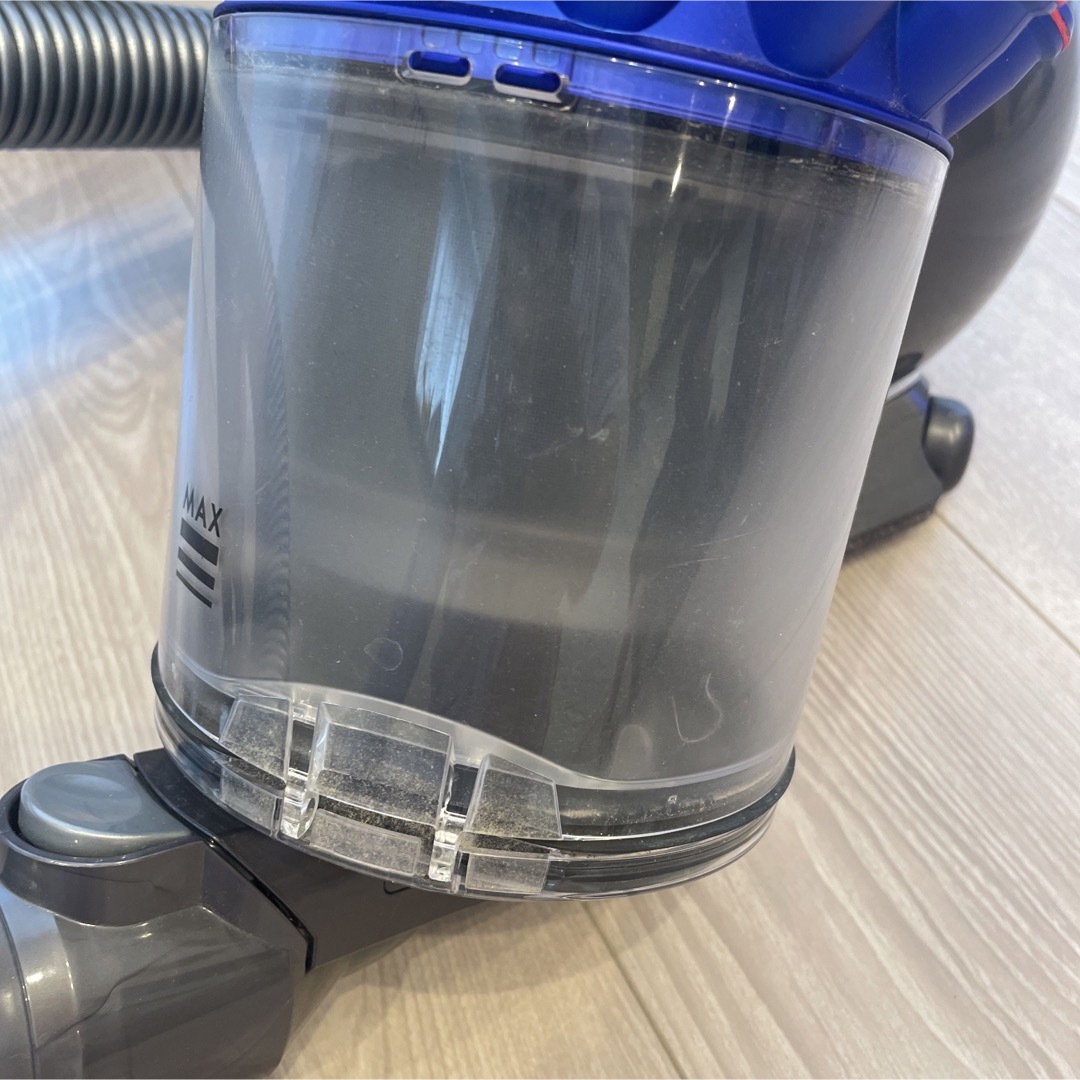 Dyson(ダイソン)の【正規品】ダイソン掃除機　DC63 スマホ/家電/カメラの生活家電(掃除機)の商品写真