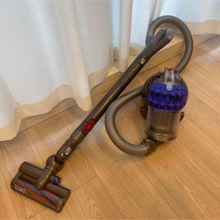 Dyson - 【正規品】ダイソン掃除機　DC63