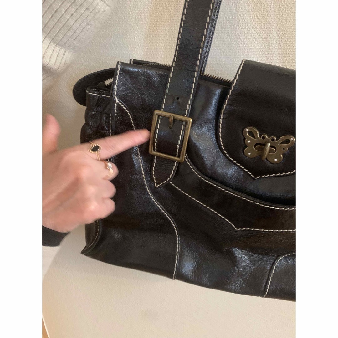 ANNA SUI(アナスイ)のアナスイ　 レザー ハンドバッグ 黒 本革　蝶 レディースのバッグ(ハンドバッグ)の商品写真