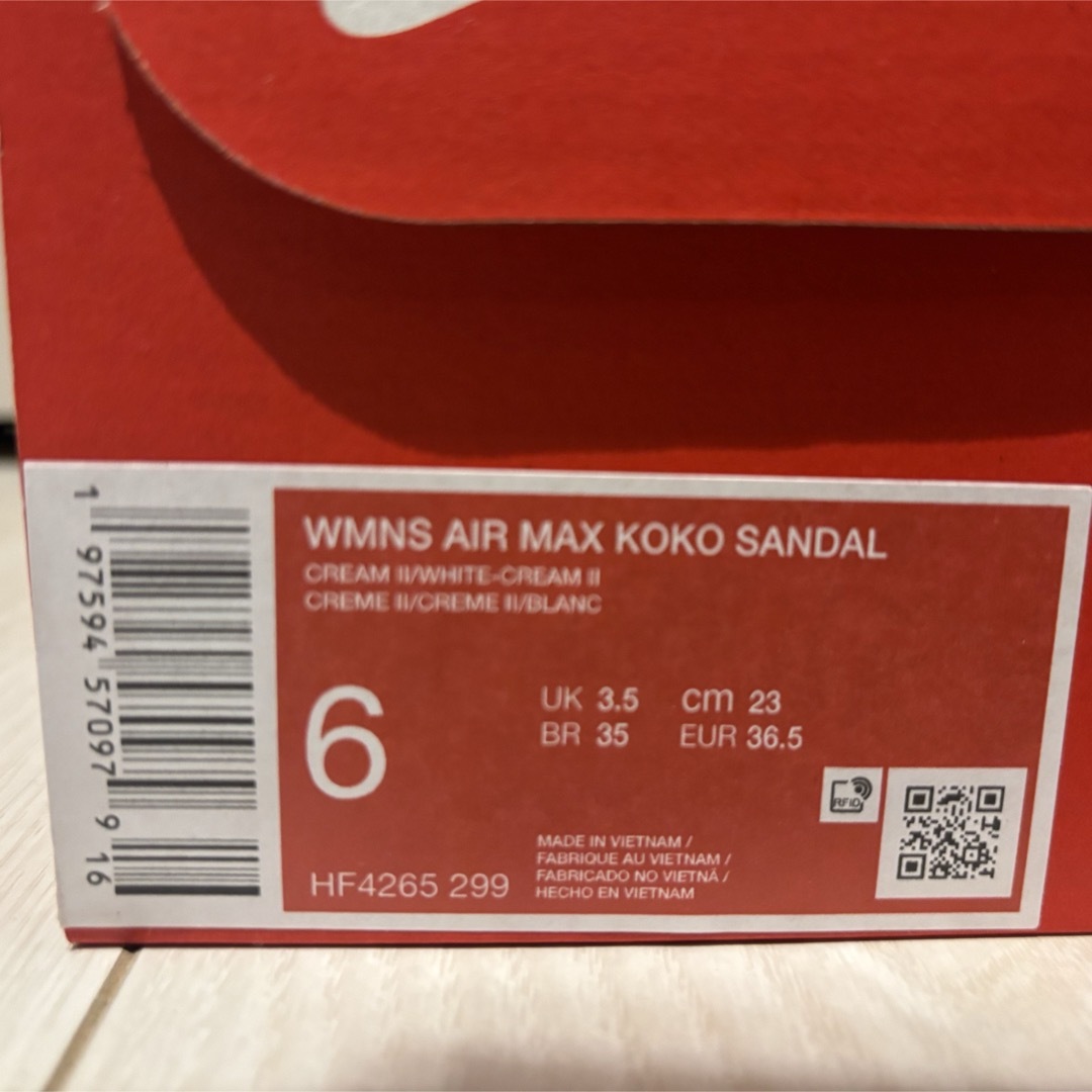 23.0 Nike Koko ナイキ エアマックス ココ サンダル クリーム2 レディースの靴/シューズ(サンダル)の商品写真