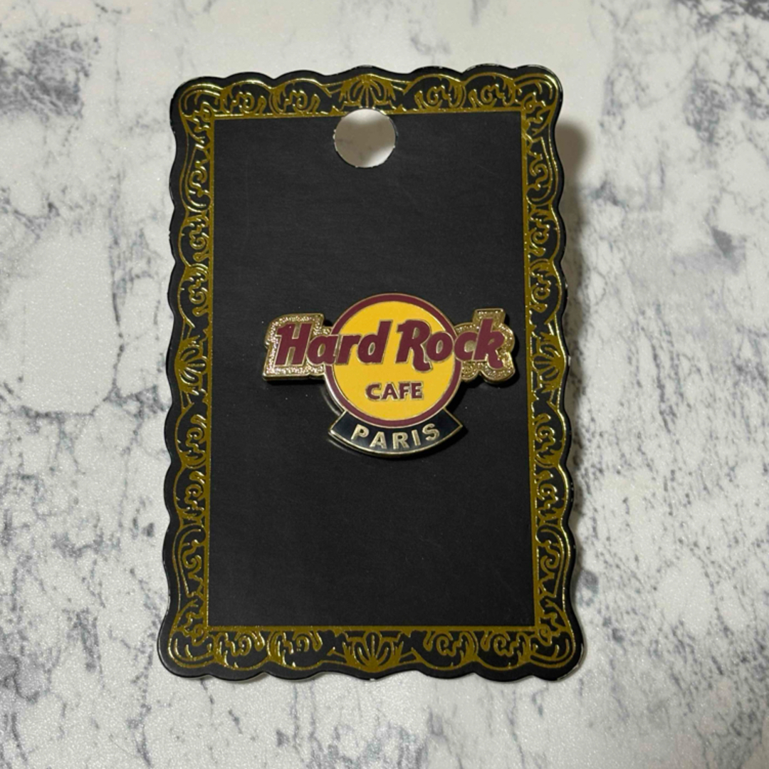 Hard Rock CAFE(ハードロックカフェ)のハードロックカフェ ピンバッジ　PARIS エンタメ/ホビーのアニメグッズ(バッジ/ピンバッジ)の商品写真