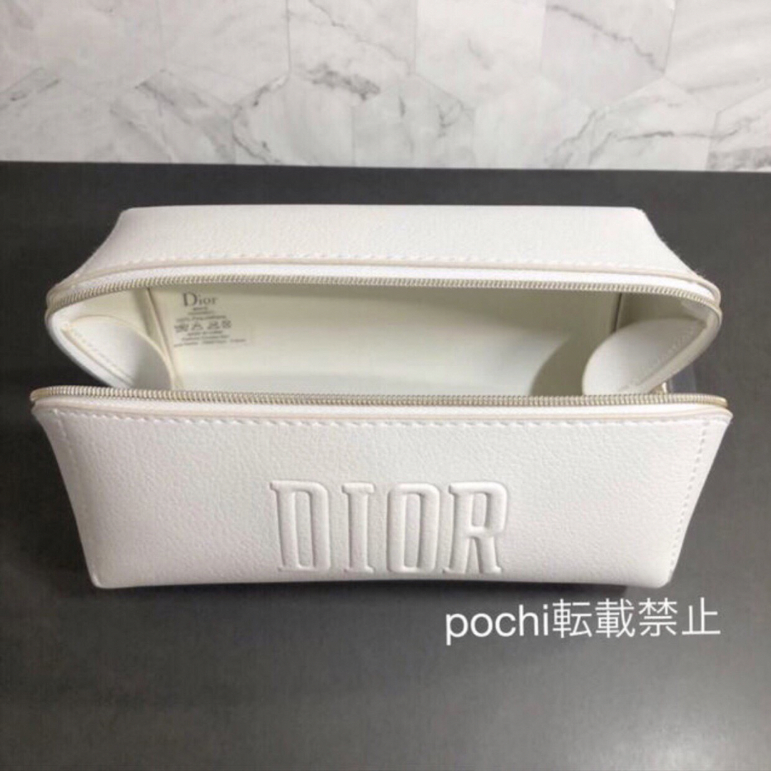 Christian Dior(クリスチャンディオール)のレア！【新品・未使用】ディオールポーチ Dior スクエア型 ホワイト 正規品  レディースのファッション小物(ポーチ)の商品写真