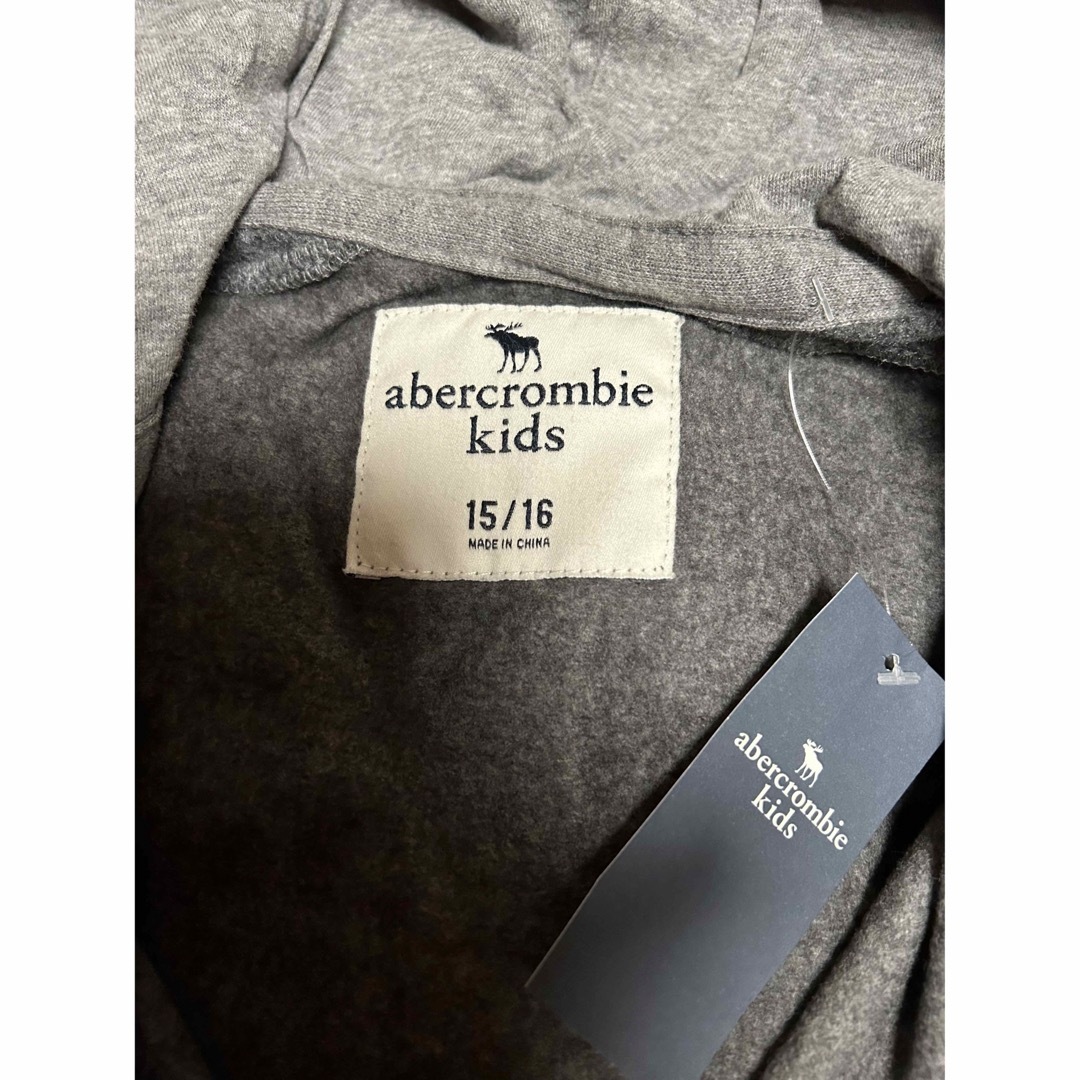 Abercrombie&Fitch(アバクロンビーアンドフィッチ)のアバクロキッズ メンズのトップス(パーカー)の商品写真