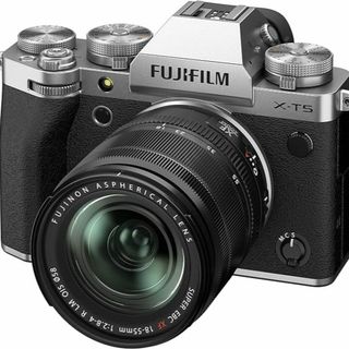 新品 富士フイルム ミラーレス一眼カメラ X-T5 X-T5LK-1855-S(ミラーレス一眼)