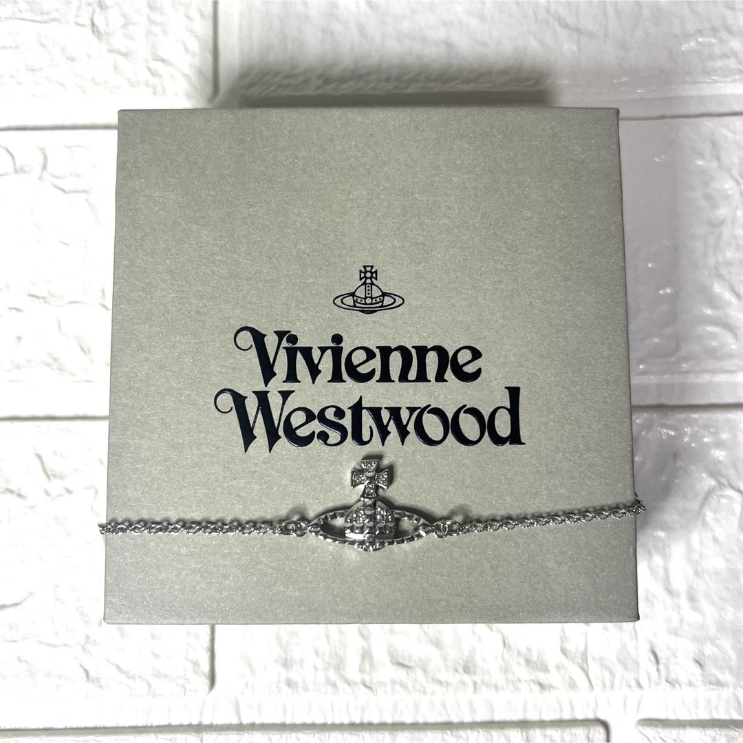 Vivienne Westwood(ヴィヴィアンウエストウッド)の【並行輸入品】ヴィヴィアンウエストウッド メイフェアバスレリーフ ブレスレット レディースのアクセサリー(ブレスレット/バングル)の商品写真