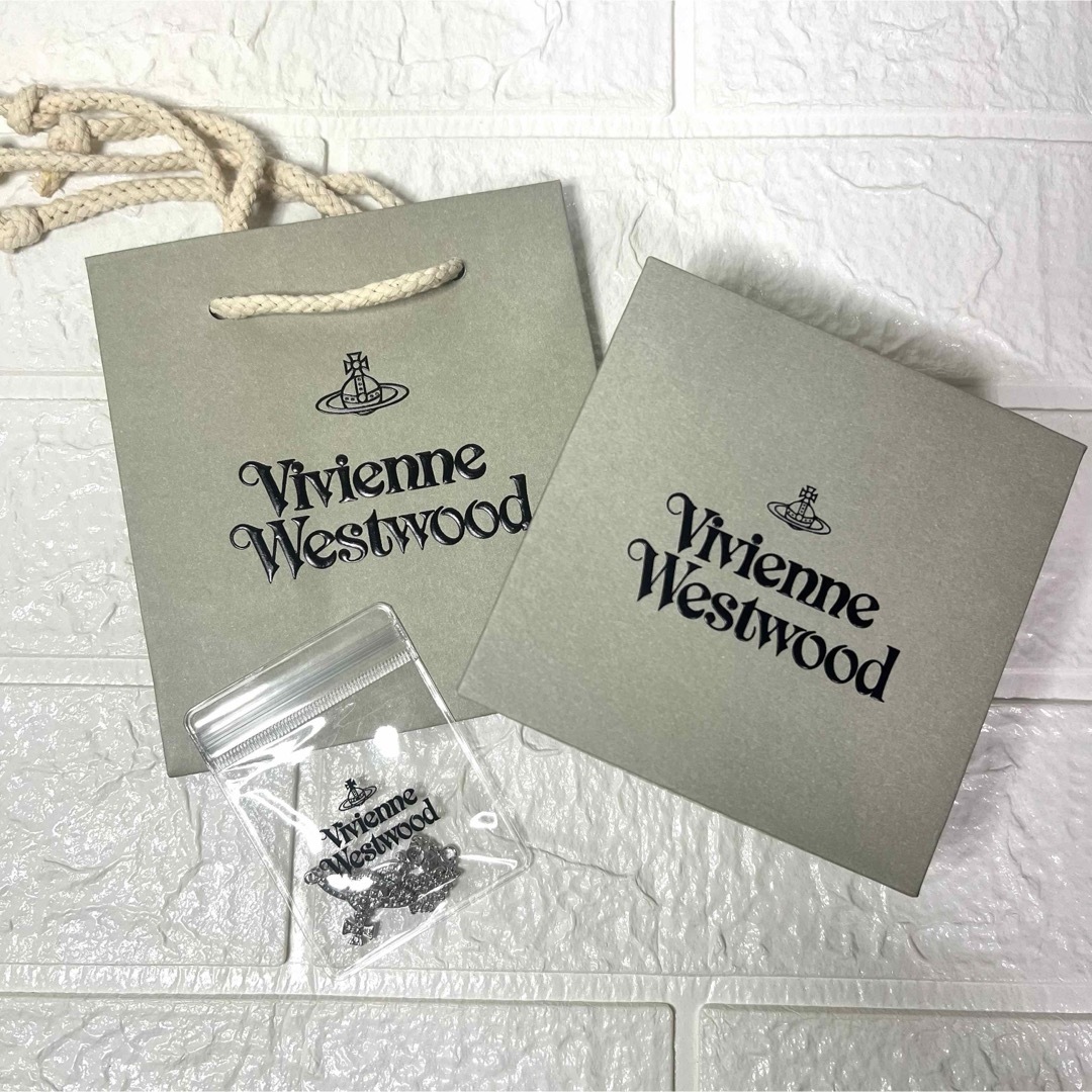 Vivienne Westwood(ヴィヴィアンウエストウッド)の【並行輸入品】ヴィヴィアンウエストウッド メイフェアバスレリーフ ブレスレット レディースのアクセサリー(ブレスレット/バングル)の商品写真