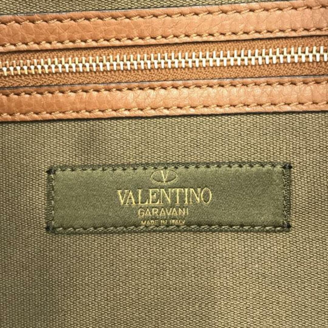 valentino garavani(ヴァレンティノガラヴァーニ)のバレンチノガラバーニ クラッチバッグ レディースのバッグ(クラッチバッグ)の商品写真