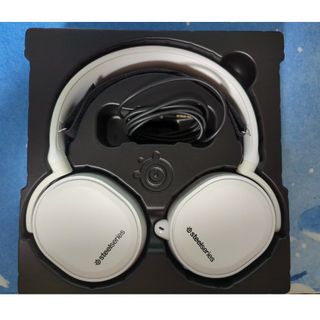 スティールシリーズ(SteelSeries)のSTEELSERIES ゲーミングヘッドセット ARCTIS 3 2019 E…(PC周辺機器)