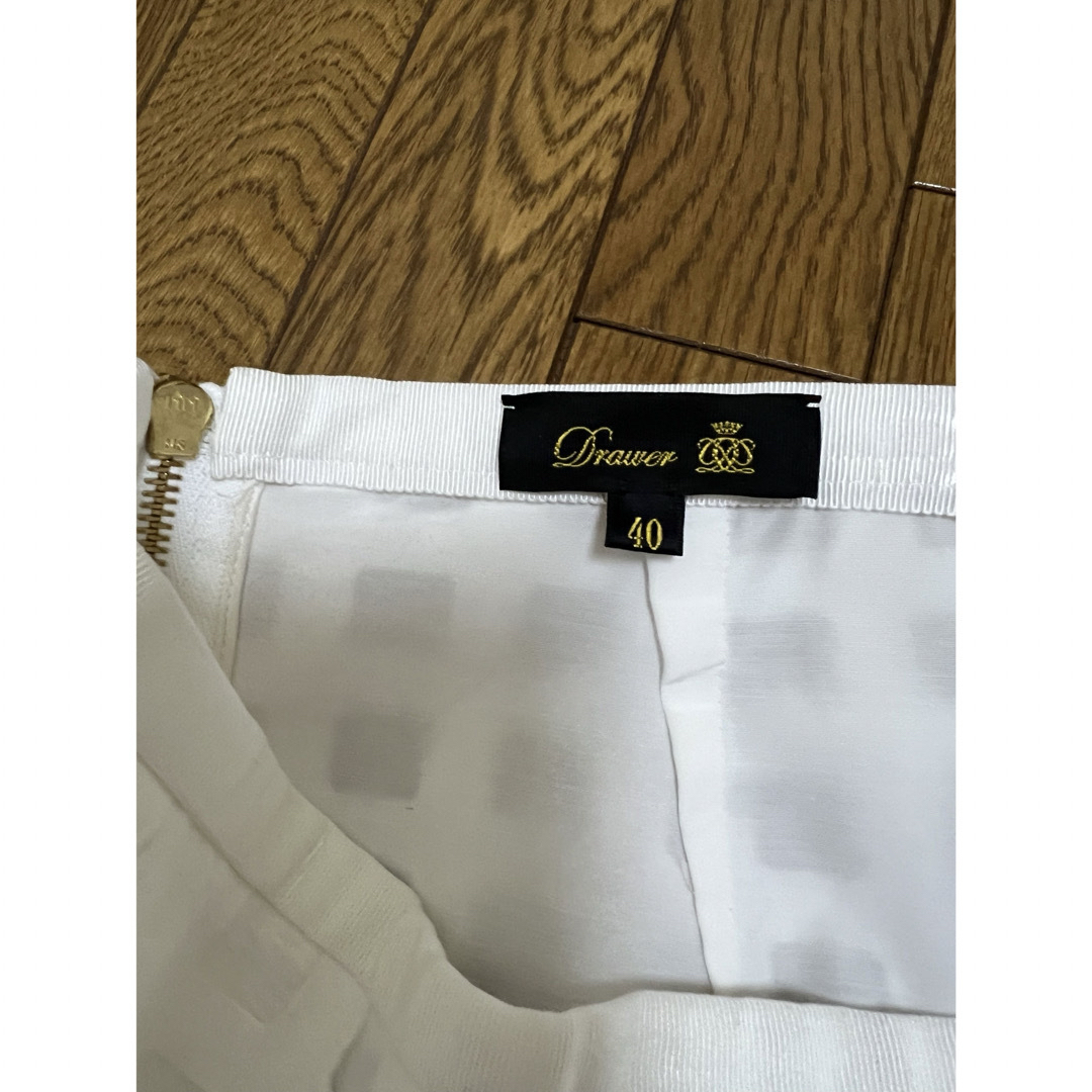 Drawer(ドゥロワー)の2022SSドゥロワー ホワイトコットンスカート 格子 チェック ロングスカート レディースのスカート(ロングスカート)の商品写真