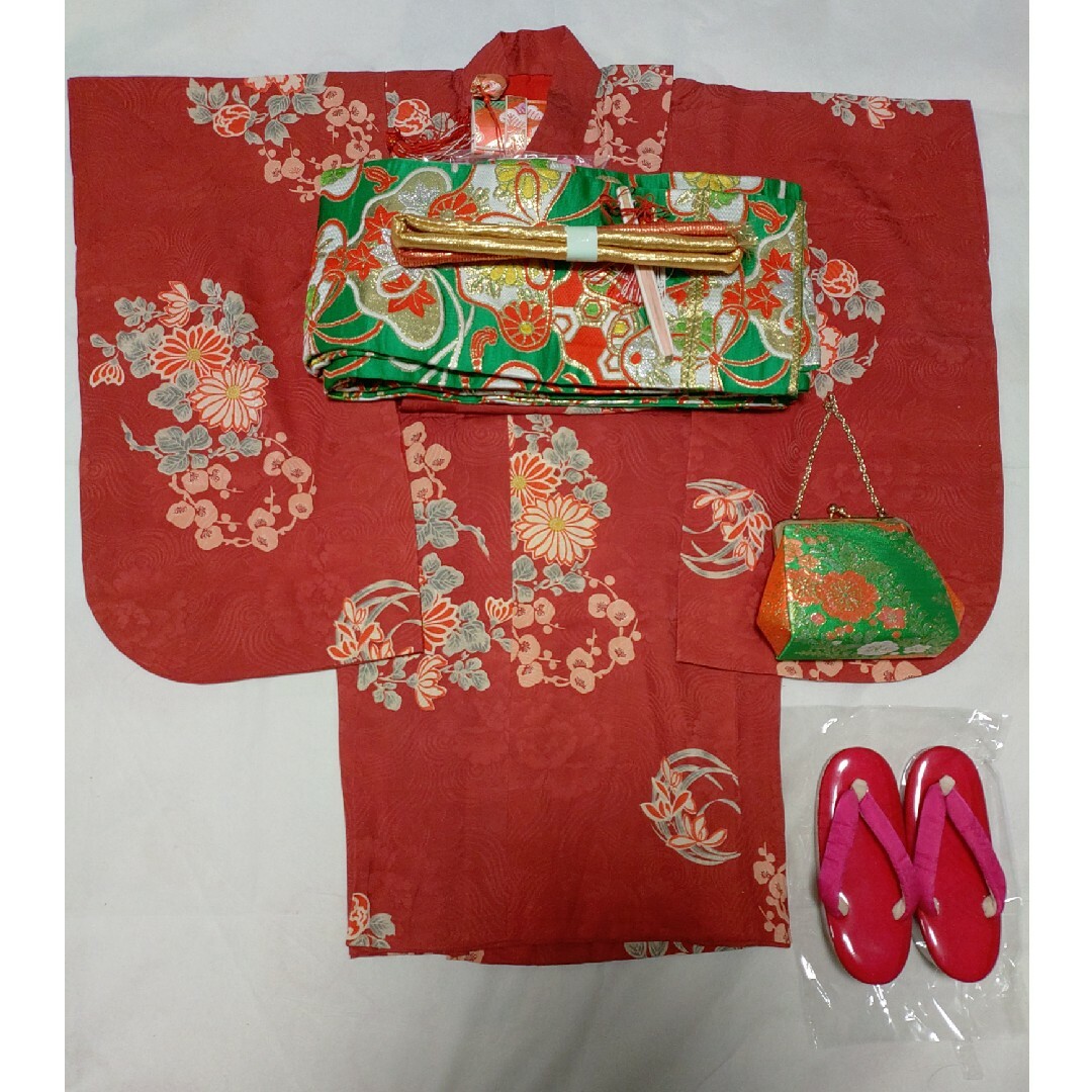 3歳-7歳小柄さん七五三祝着物正絹フルセットアンティーク臙脂色花輪 3歳-7歳小柄さん七五三祝着物正絹フルセットアンティーク臙脂色花輪
