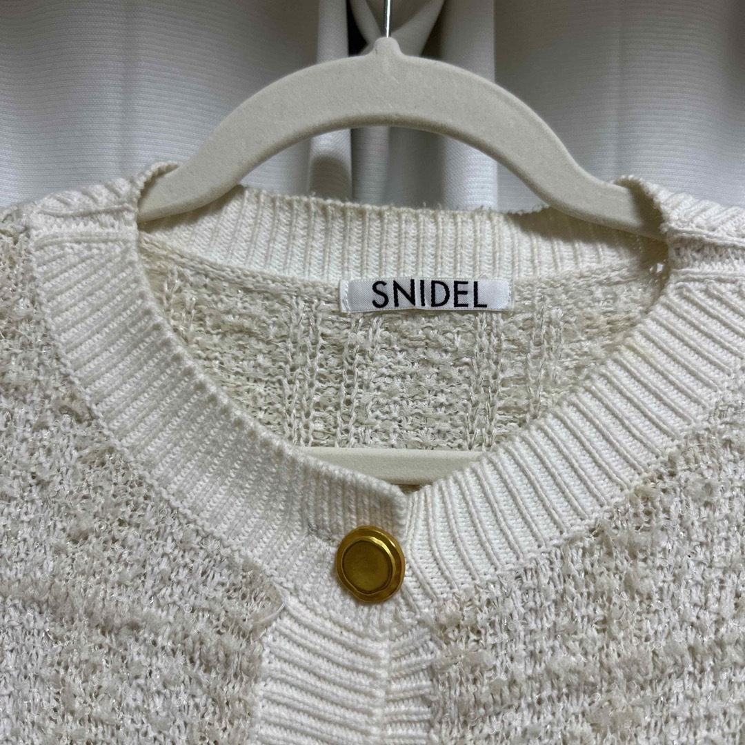 SNIDEL(スナイデル)のSNIDEL ツイードニットカーディガン　ホワイト レディースのトップス(カーディガン)の商品写真