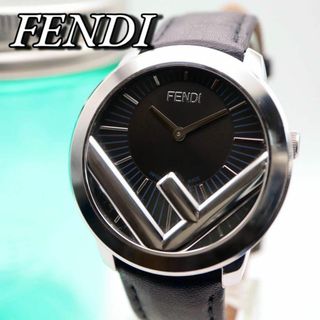 フェンディ(FENDI)の未使用級 FENDI ラナウェイ ラウンド シルバー メンズ腕時計 737(腕時計(アナログ))