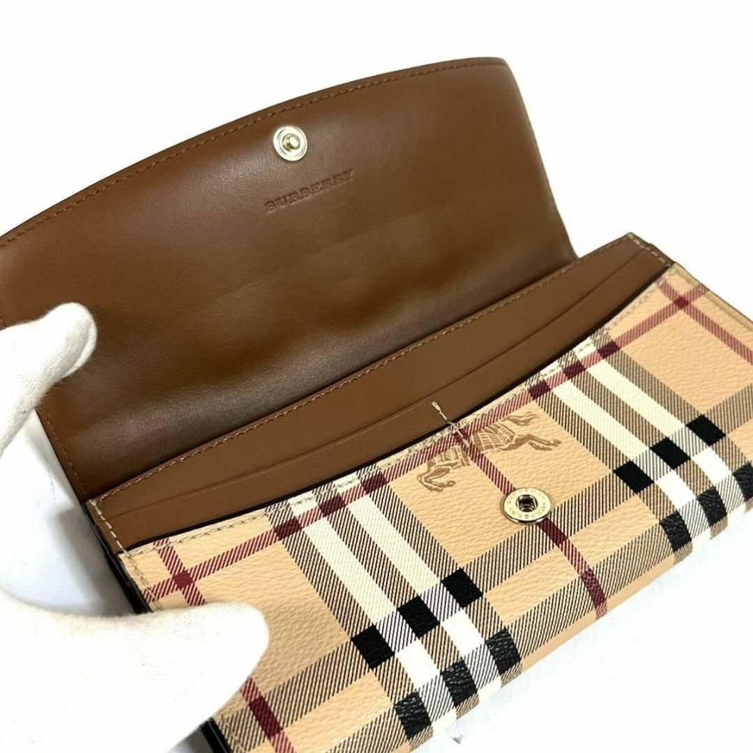 BURBERRY(バーバリー)の【美品】BURBERRY 長財布 ノバチェック  ベージュ ゴールド金具 レディースのファッション小物(財布)の商品写真