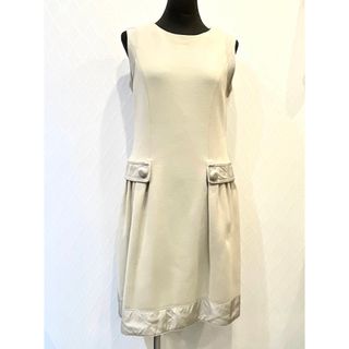 フォクシー(FOXEY)のFOXEY フォクシー ベージュ ニットワンピース レトロ(ひざ丈ワンピース)