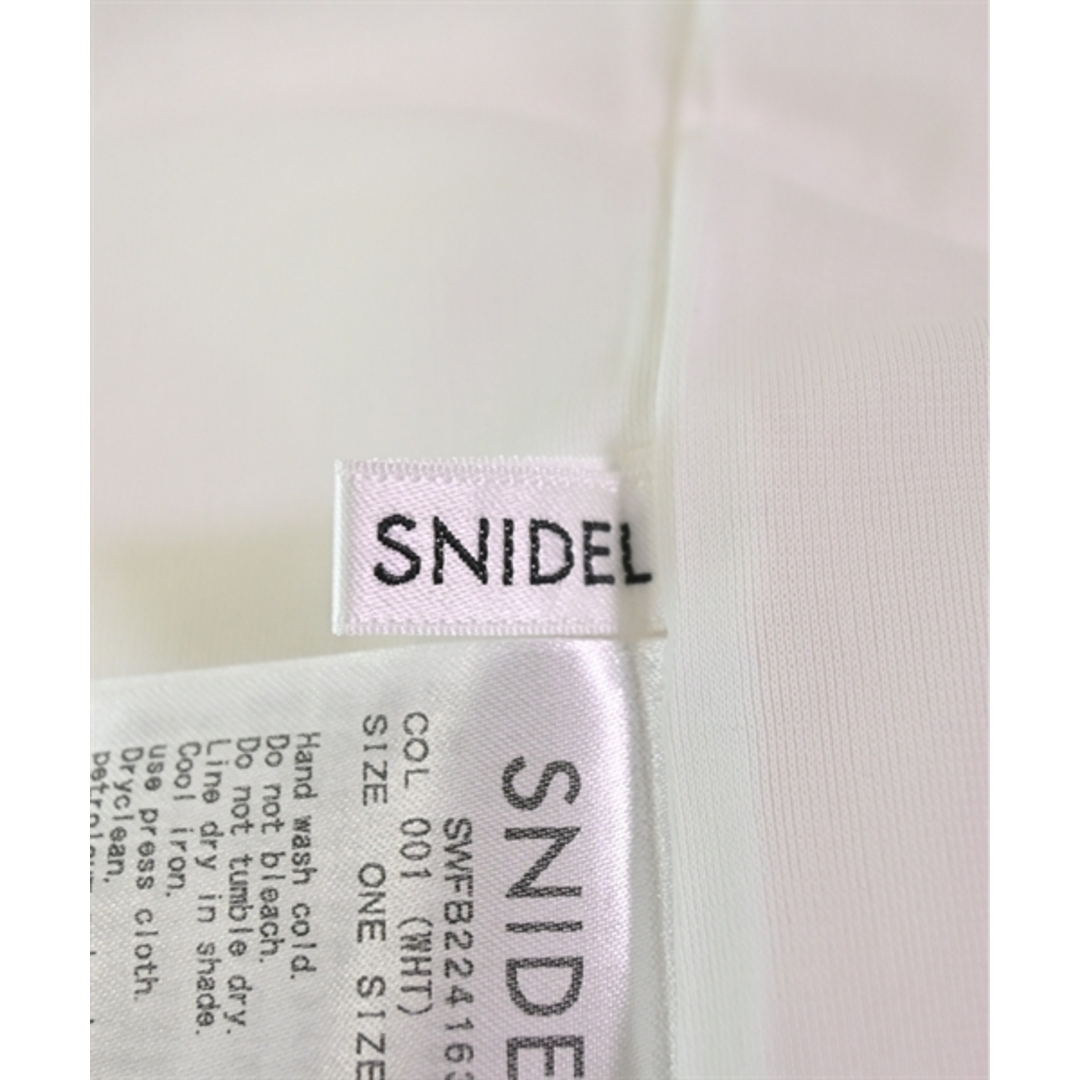 SNIDEL(スナイデル)のSNIDEL スナイデル ブラウス ONE 白 【古着】【中古】 レディースのトップス(シャツ/ブラウス(長袖/七分))の商品写真