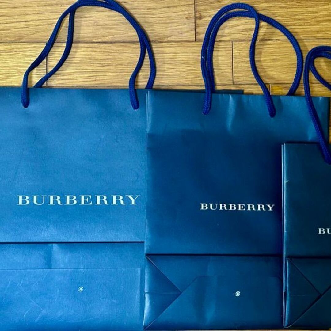 BURBERRY(バーバリー)の【美品】Burberry バーバリー ギフトボックス/ショップ袋/紐 5点セット メンズのファッション小物(その他)の商品写真