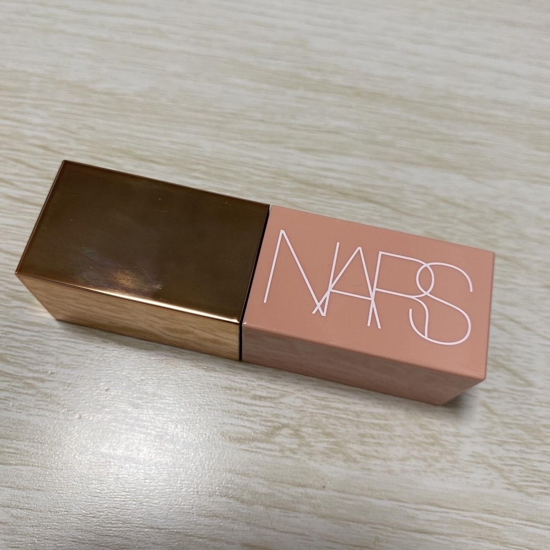 NARS(ナーズ)のNARS アフターグローリキッドブラッシュ　BEHAVE 02800 コスメ/美容のベースメイク/化粧品(チーク)の商品写真