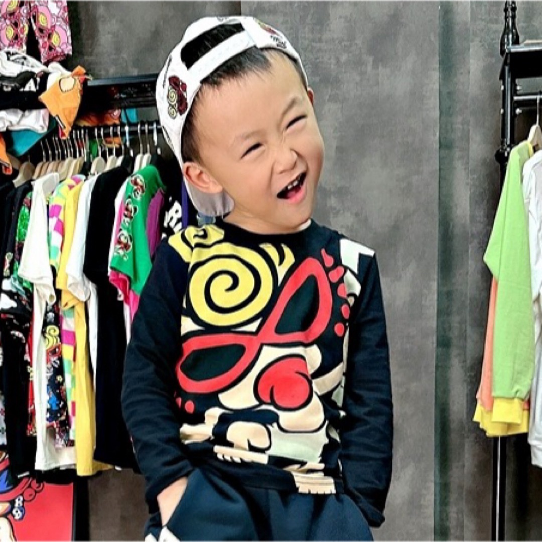 HYSTERIC MINI - 新品未使用 ヒスミニ ロンTの通販 by 3kidsmam HYSTERIC MINI - 新品未使用 ヒスミニ ロンTの通販 by 3kidsmam