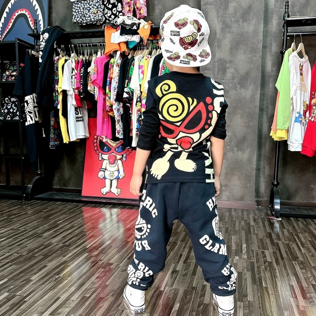 HYSTERIC MINI - 新品未使用 ヒスミニ ロンTの通販 by 3kidsmam HYSTERIC MINI - 新品未使用 ヒスミニ ロンTの通販 by 3kidsmam