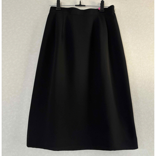 美品　ブラック　黒　シンプルタイトスカート　W67  L 冠婚葬祭　フォーマル(ひざ丈スカート)