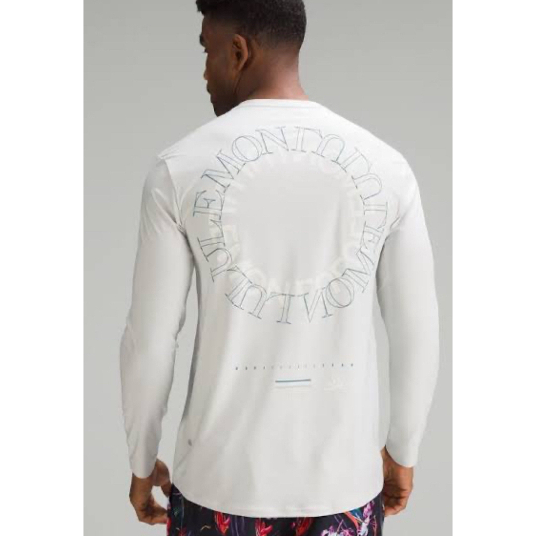 lululemon(ルルレモン)のWaterside Swim Long Sleeve グレー メンズのトップス(Tシャツ/カットソー(七分/長袖))の商品写真