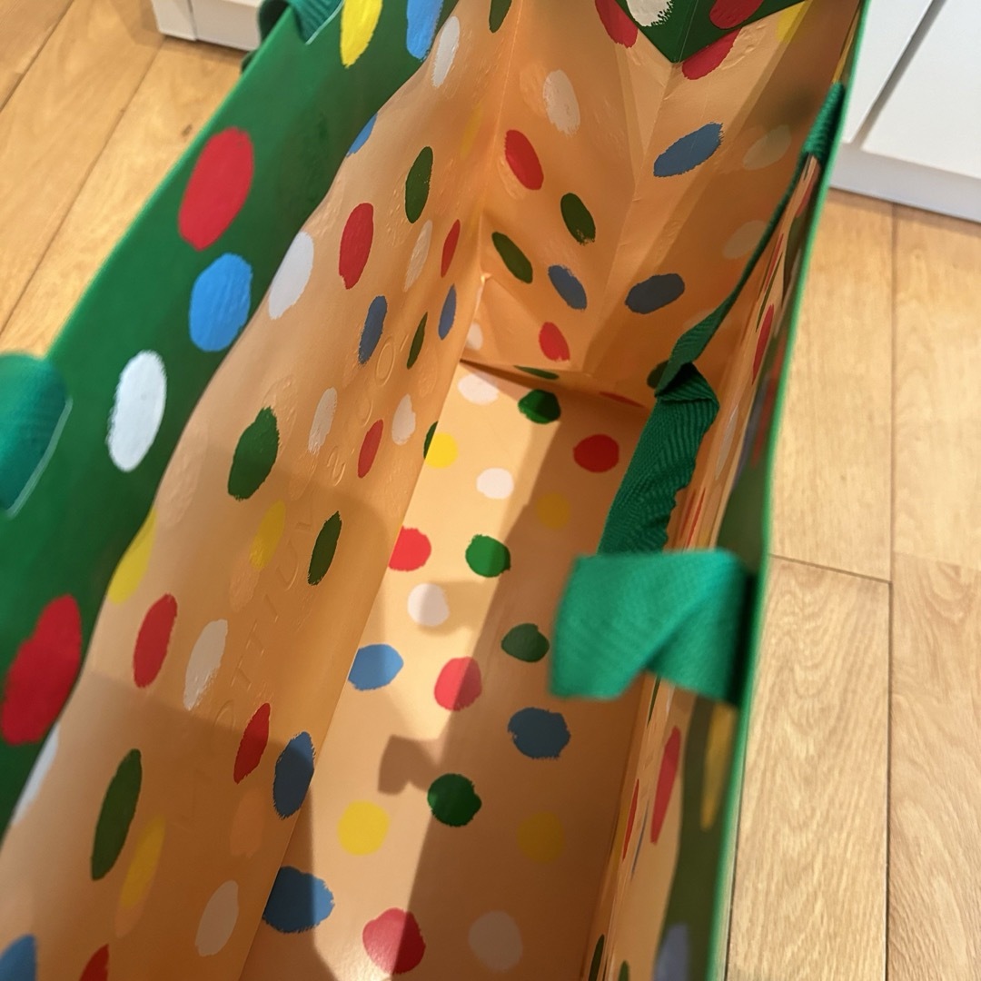 LOUIS VUITTON - ヴィトン 紙袋 草間彌生の通販 by Choco'sshop LOUIS VUITTON - ヴィトン 紙袋 草間彌生の通販 by Choco'sshop