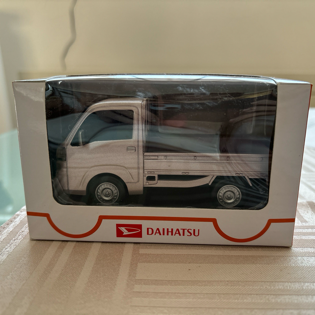 ダイハツ(ダイハツ)のDAIHATSU ハイゼット　プルバックカー エンタメ/ホビーのおもちゃ/ぬいぐるみ(ミニカー)の商品写真