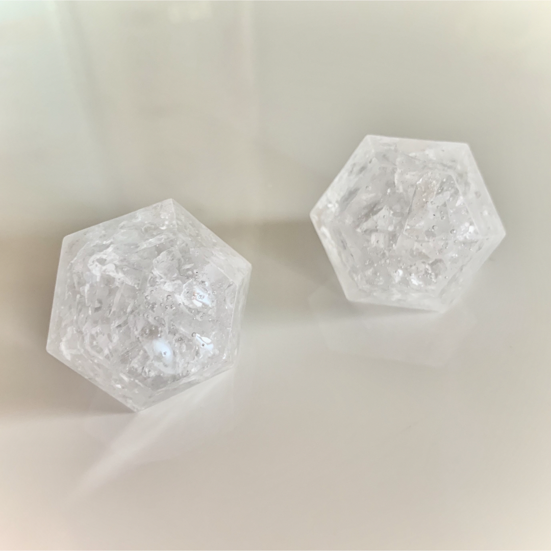 クリスタルヒマラヤ岩塩⭐︎シンプル盛り塩　『白』2個セット ハンドメイドのインテリア/家具(インテリア雑貨)の商品写真