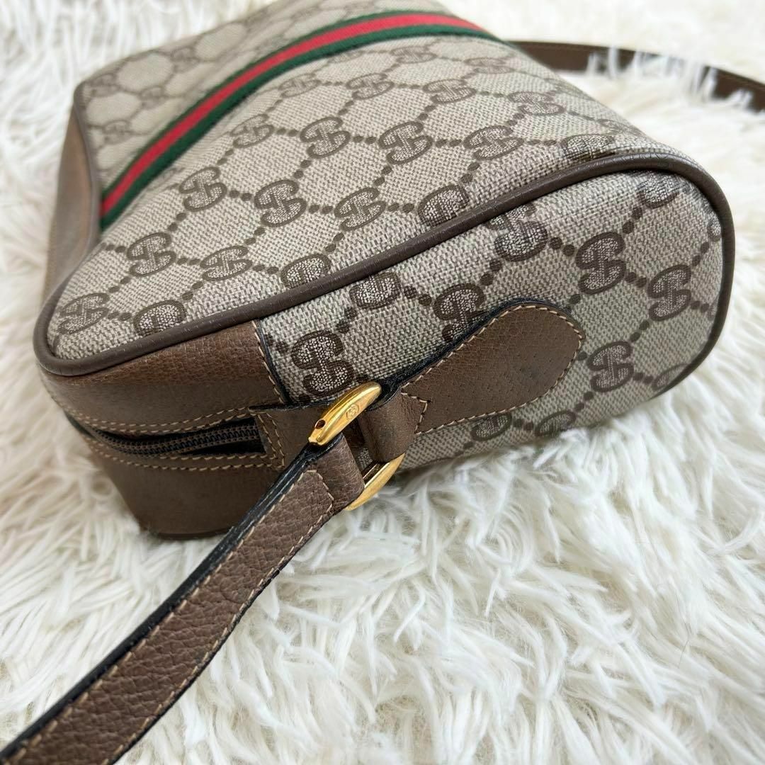 Gucci(グッチ)の美品GUCCI シェリーライン ショルダーバッグ PVC オールドグッチ GG レディースのバッグ(ショルダーバッグ)の商品写真