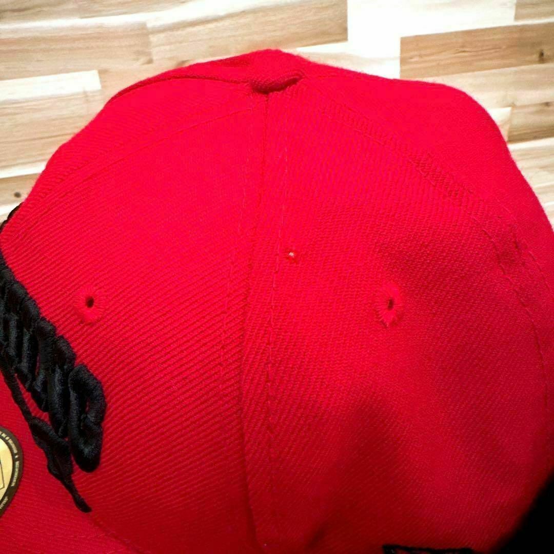 NEW ERA(ニューエラー)の激レア【ニューエラ×アベイシングエイプ】限定コラボ フラップ キャップ 赤×黒 メンズの帽子(キャップ)の商品写真