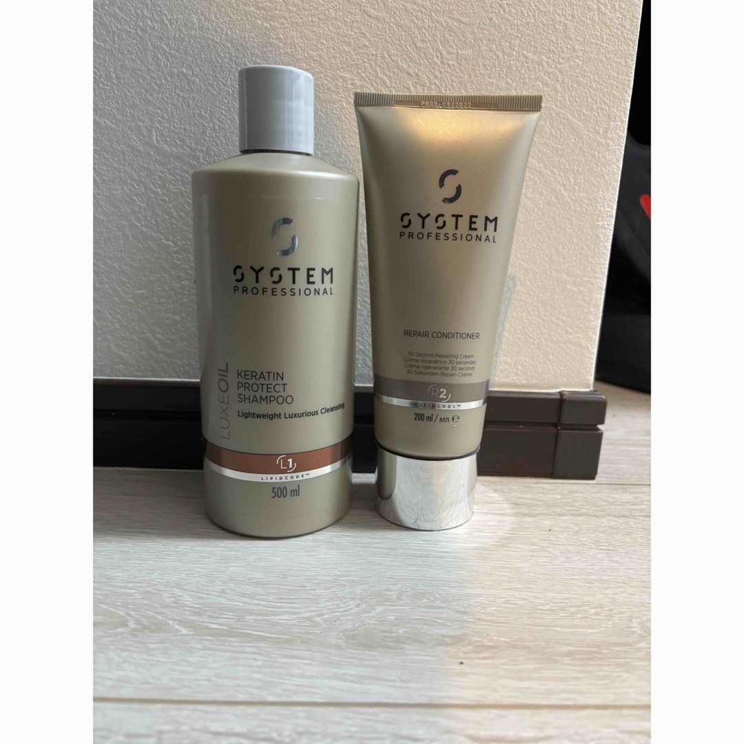 WELLA(ウエラ)のウエラ　system リュクスシャンプー　リュクスコンディショナー コスメ/美容のヘアケア/スタイリング(シャンプー/コンディショナーセット)の商品写真