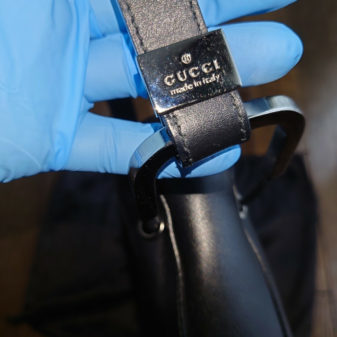 Gucci(グッチ)のGUCCI　グッチ ショルダーバッグ　レザーシルバー金具 レディースのバッグ(ショルダーバッグ)の商品写真