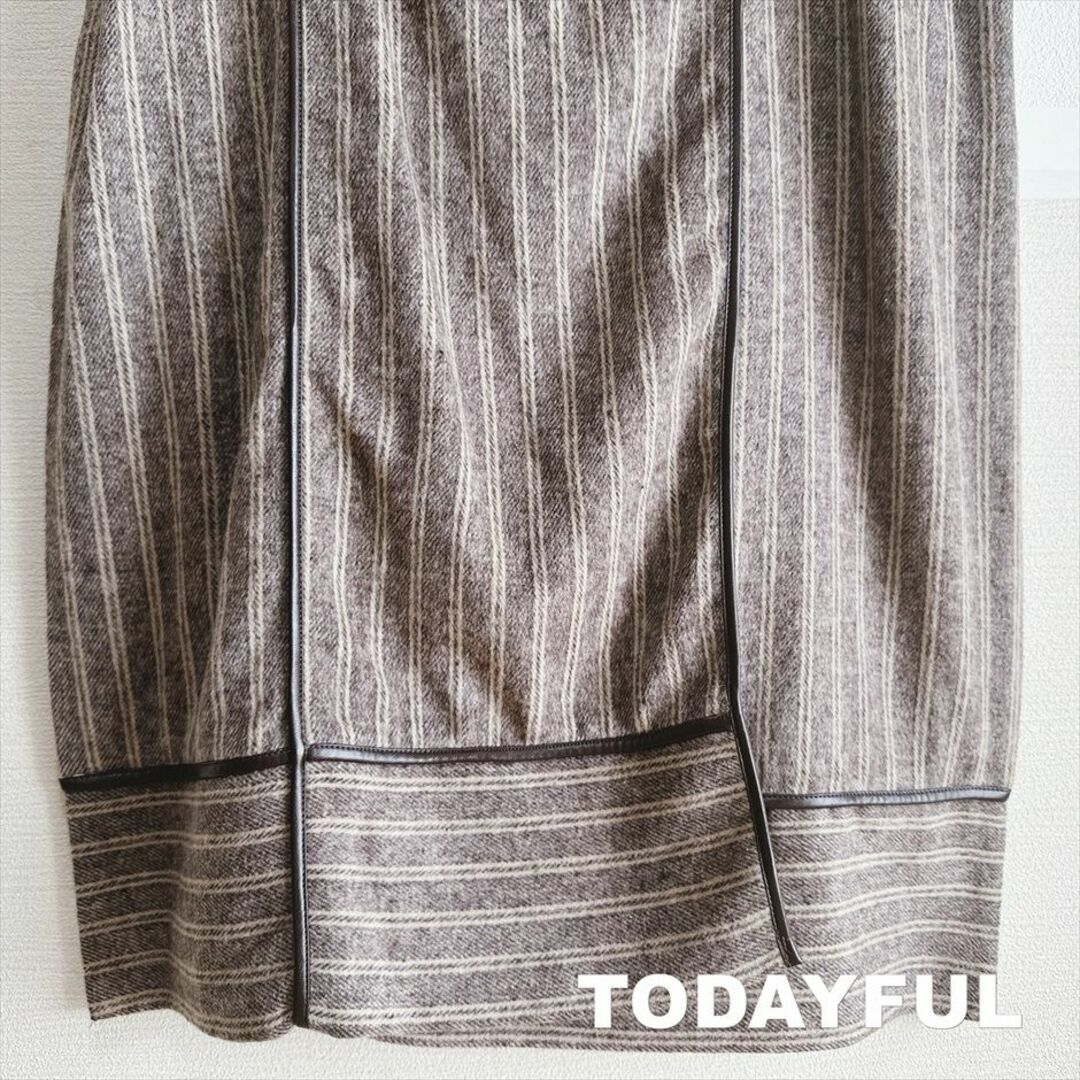 TODAYFUL(トゥデイフル)の【TODAYFUL】トゥデイフル パイピング ガウンワンピース タグ付未使用 レディースのワンピース(ロングワンピース/マキシワンピース)の商品写真