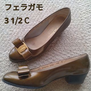 サルヴァトーレフェラガモ(Salvatore Ferragamo)のサルバトーレフェラガモ　VARA ssサイズ　3.5　3 1/2 C ブラウン(ハイヒール/パンプス)