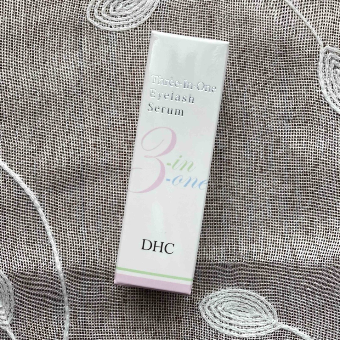 DHC(ディーエイチシー)のDHC  スリーインワンアイラッシュセラム　9ml コスメ/美容のスキンケア/基礎化粧品(まつ毛美容液)の商品写真