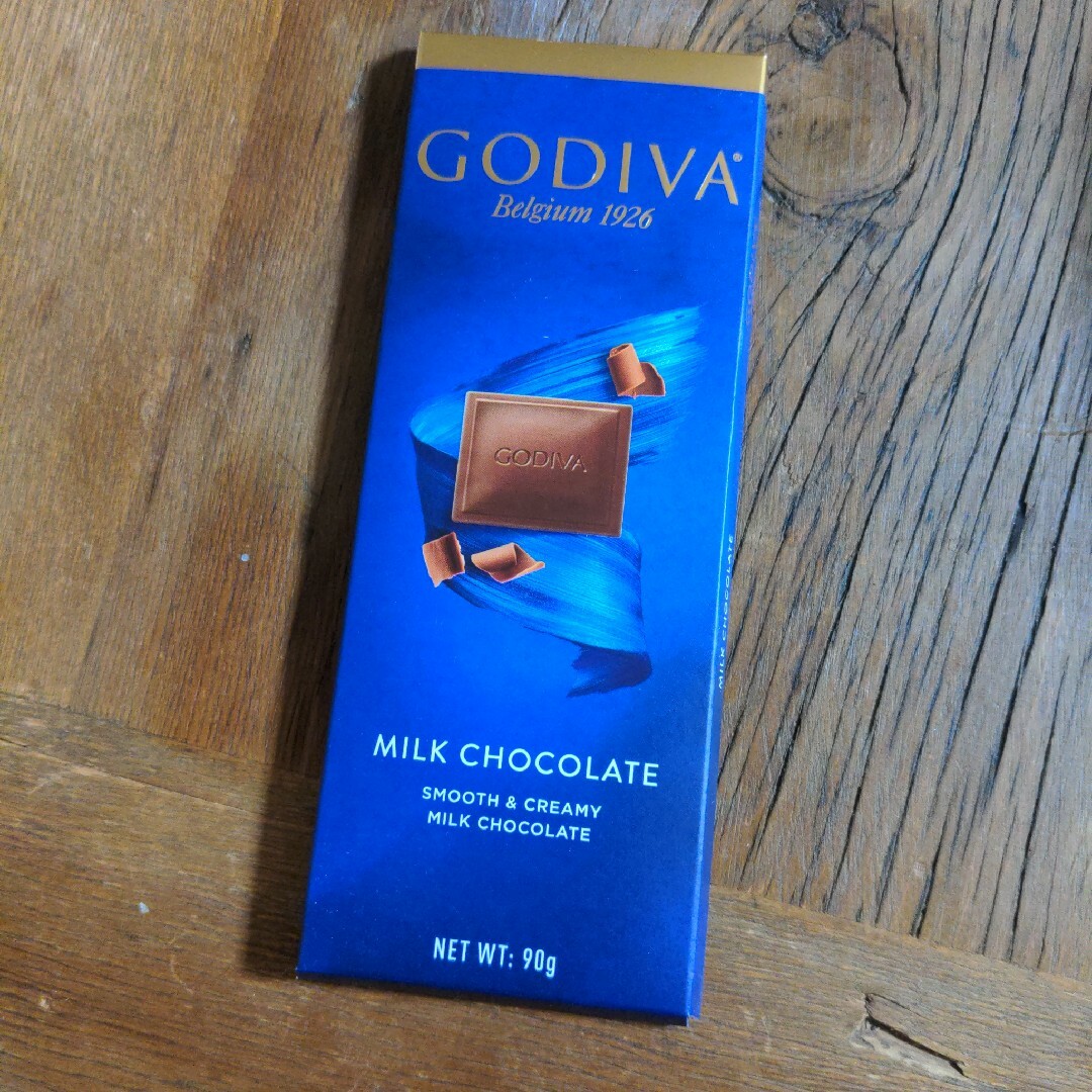 GODIVA(ゴディバ)のゴディバ　タブレット　ミルクチョコレート　90g 新品 食品/飲料/酒の食品(菓子/デザート)の商品写真